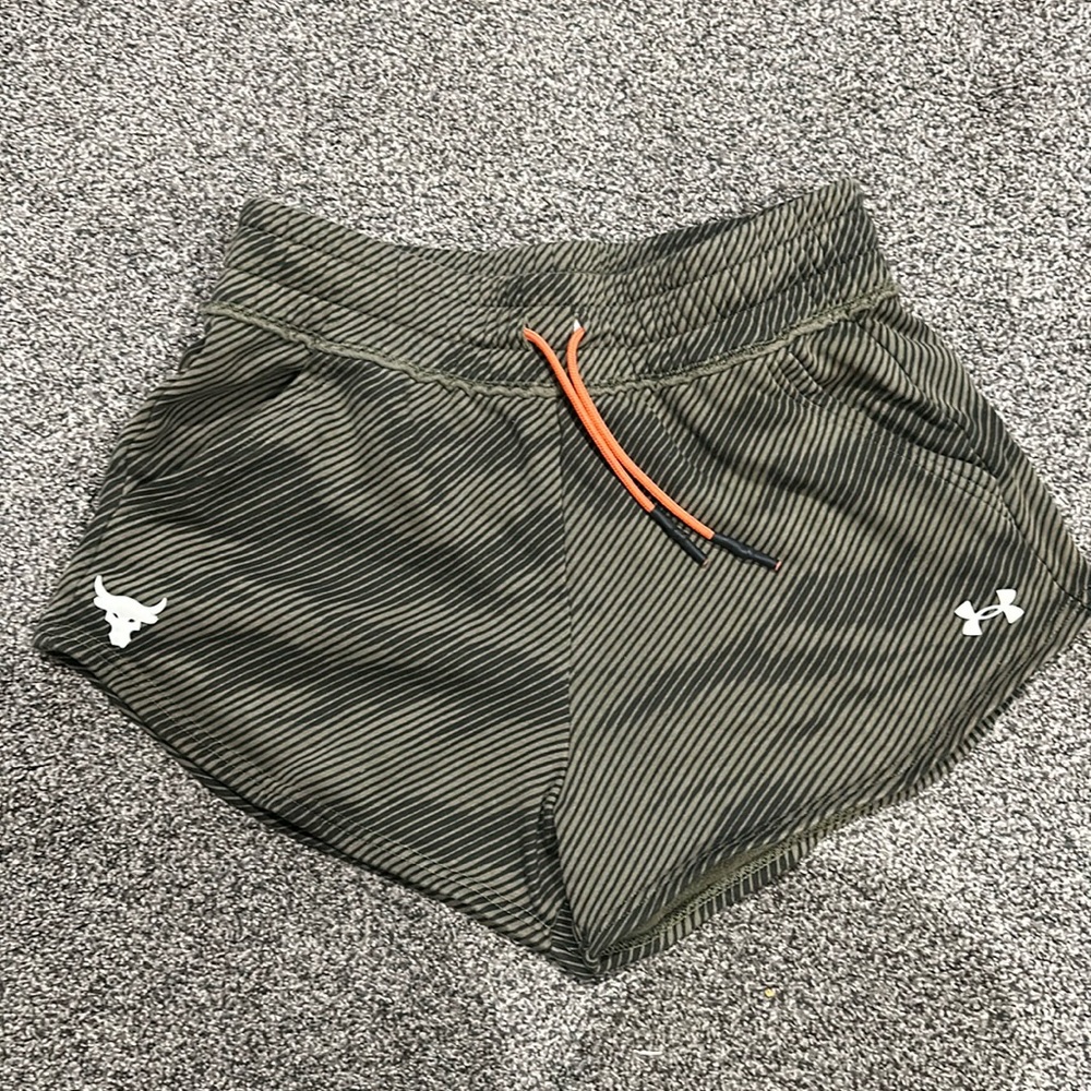 Under Armour Green Striped Athletic Shorts